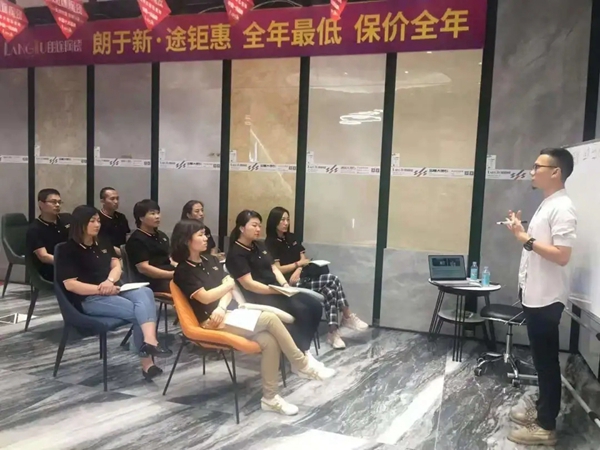 朗途瓷砖愿与您携手至白头