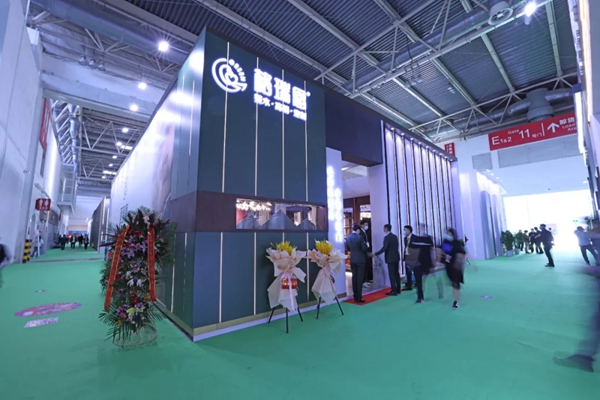 格瑞恩木业亮相北京展会，21城现场签约