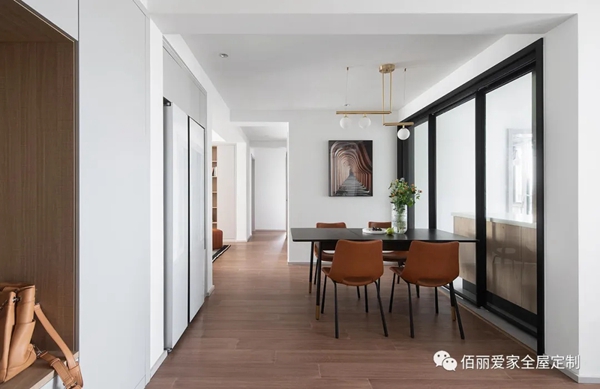 佰丽爱家全屋定制|收纳墙与三大空间“折叠”