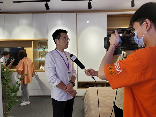 伊仕利家居重磅亮相武汉全屋定制博览会，燃爆全场！