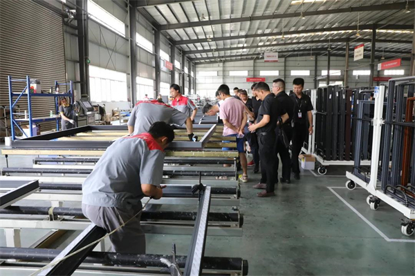 罗兰西尼系统门窗与你携手共赴千城财富大会 罗兰西尼系统门窗与你携手共赴千城财富大会