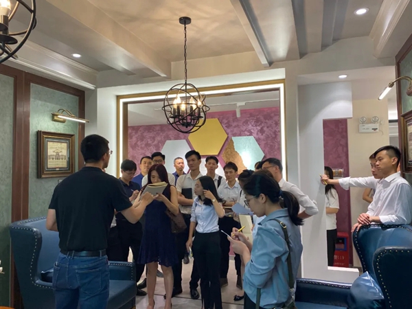 见证企业实力,提升专业知识丨英尼斯特江门经销商到公司培训初体验 见证企业实力,提升专业知识丨英尼斯特江门经销商到公司培训初体验