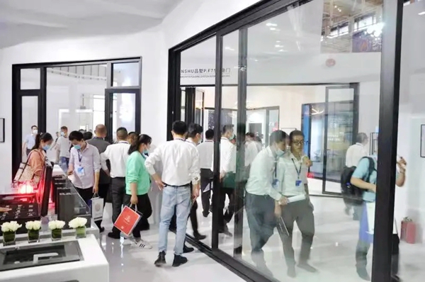 南京展会正在进行时 | 天东门窗带您一览现场盛况 南京展会正在进行时 | 天东门窗带您一览现场盛况