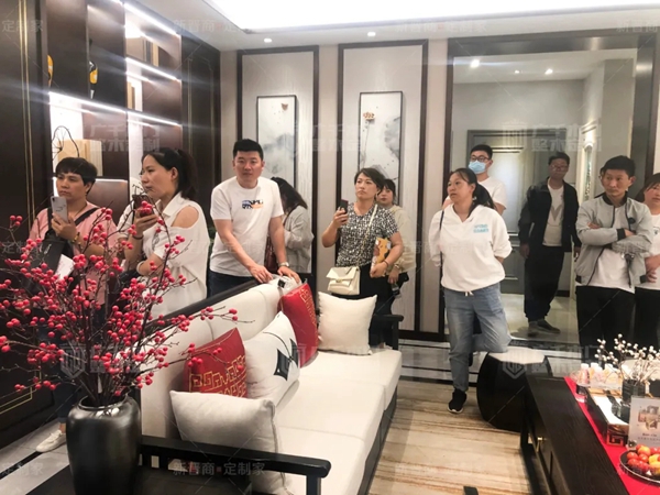 广千木门整木定制商学院2105班金牌店长特训营圆满结束 广千木门整木定制商学院2105班金牌店长特训营圆满结束