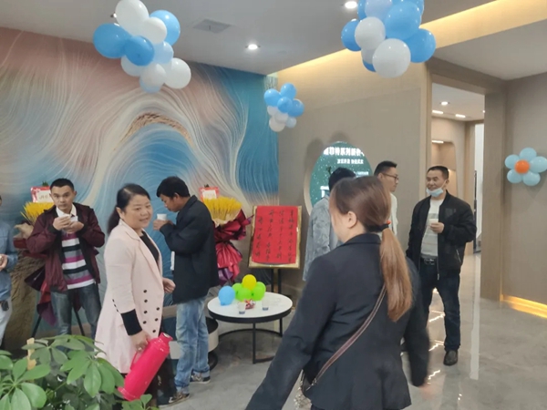 诺菲特-湖北红安店全面升级成功，于本月26日隆重开业！