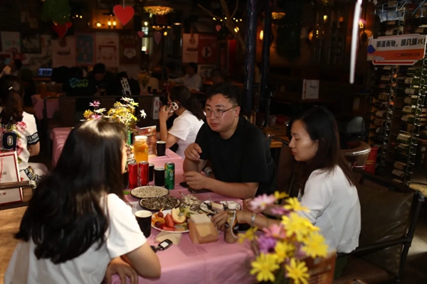 顺辉陶瓷设计中国行│走进扬州 首战告捷