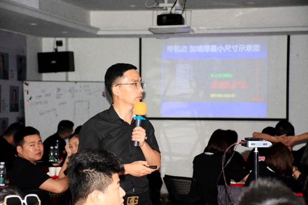 【赋能终端】荣高门窗第八届新商成长特训营圆满落幕，手把手助力全国新商轻松创业！
