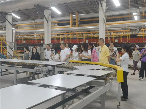 顺辉陶瓷上海进念佳园装饰设计游学之旅圆满成功