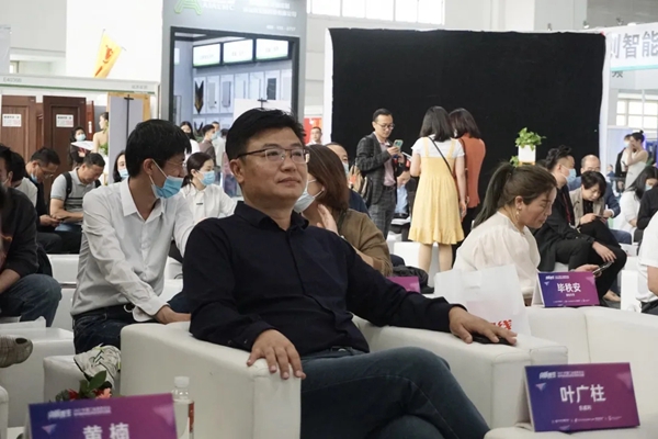 匠心赢造不忘初心|孟氏木门再次斩获 “中国木门十大影响力品牌” 匠心赢造不忘初心|孟氏木门再次斩获 “中国木门十大影响力品牌”