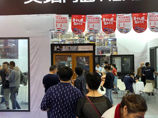 美珀门窗五月天府家博会再放异彩