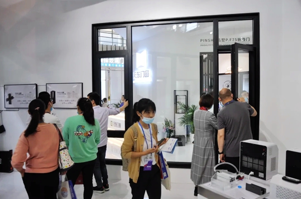 南京展会正在进行时 | 天东门窗带您一览现场盛况 南京展会正在进行时 | 天东门窗带您一览现场盛况