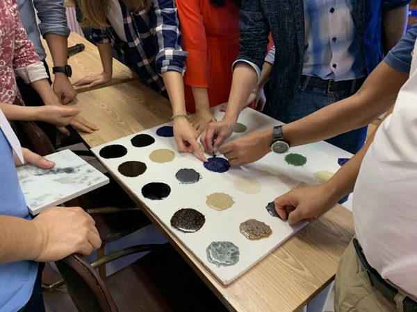 鹰牌陶瓷“流光幻影”系列新品培训会顺利举行