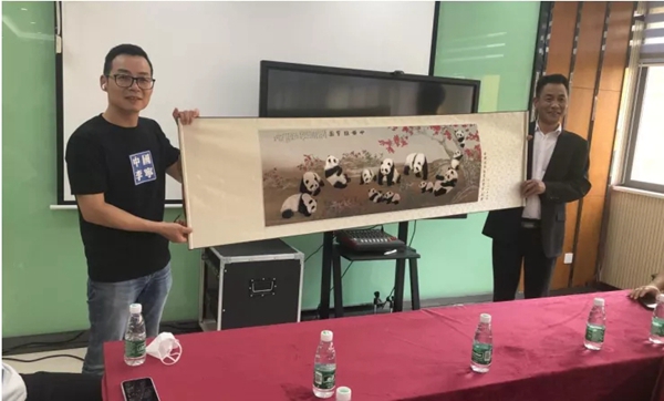 成都市智能家居商会“星工厂考察·华中行” ——走进伊恋、亚丹、万华、诗尼曼、冠东、伊仕利