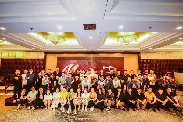 再会！洛卡博系统门窗2021年经销商发展论坛圆满落幕。