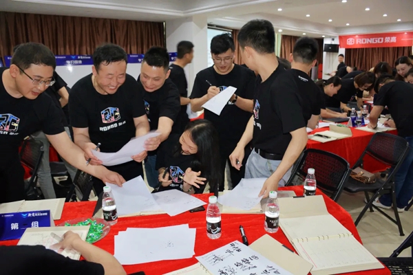 【赋能终端】荣高门窗第八届新商成长特训营圆满落幕，手把手助力全国新商轻松创业！