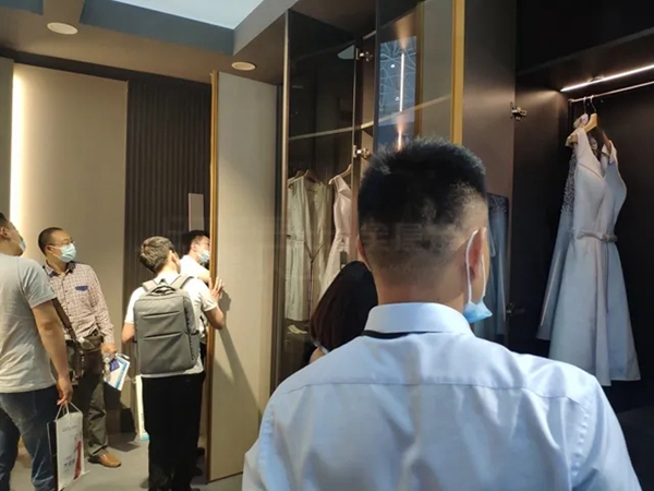 科德贝尔全屋定制闪耀全屋定制展，彰显中部品牌之巅！