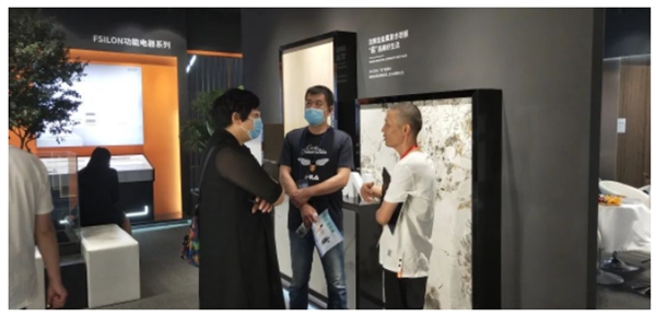 法狮龙客厅吊顶现场太火爆了|2021中国国际厨卫展