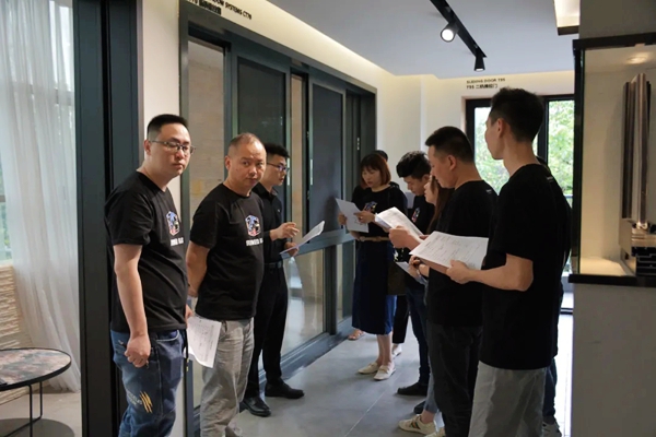 【赋能终端】荣高门窗第八届新商成长特训营圆满落幕，手把手助力全国新商轻松创业！