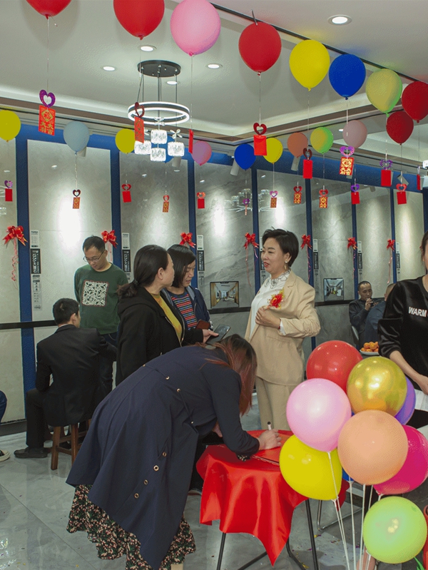 誉辉瓷砖新店启幕，一起解锁临汾艺术新地标