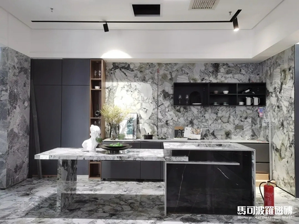 在马可波罗陶瓷门店，发掘更多美的可能