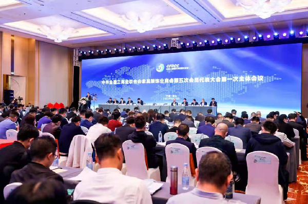 维朗门窗跻身中国家居制造业500强 以实力跑赢市场 维朗门窗跻身中国家居制造业500强 以实力跑赢市场