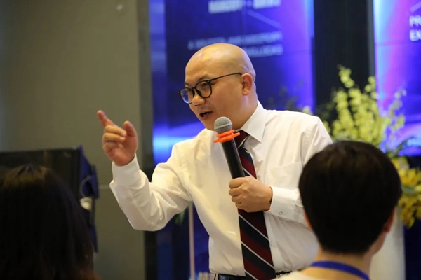 致胜终端 | 第一届金牌店长颁奖典礼，让荣誉实至名归