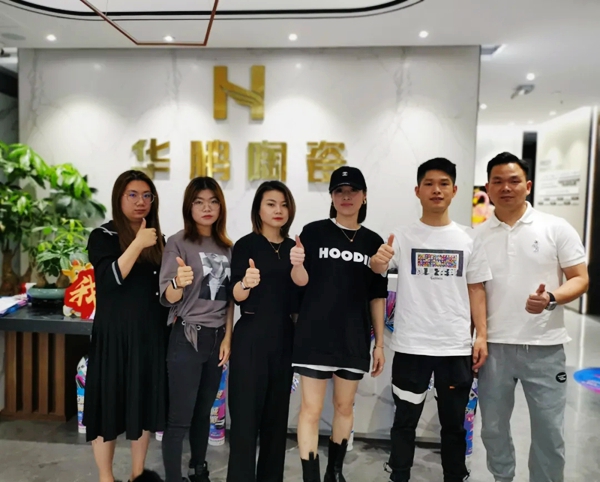 华鹏陶瓷牛商第1期 | 说干就干，一位乘风破浪的飒姐