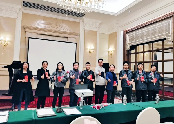 梦想与行动 | 让更多人使用天东门窗
