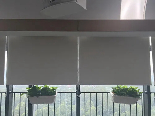 城市素颜 | 窗帘一丑毁所有，一篇干货教你学会搭配与选购！