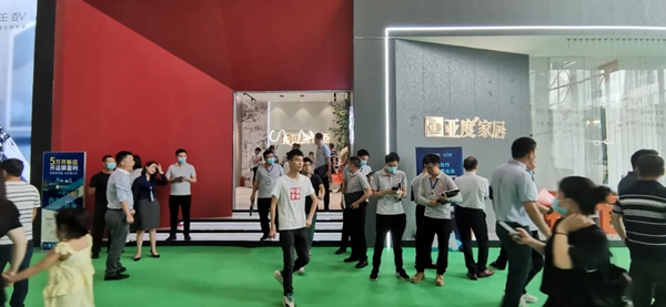 燃爆全场｜亚度家居再次闪耀2021成都家具展