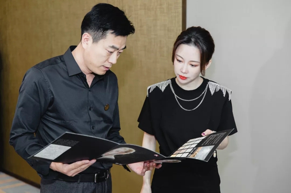 冠军品质|九球天后潘晓婷正式成为阿贝罗尼现代大师品牌形象大使！