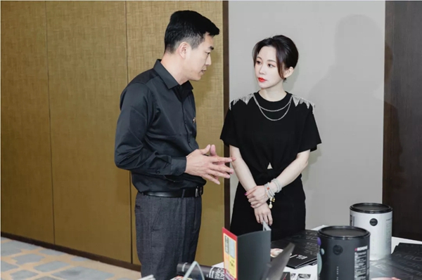 冠军品质|九球天后潘晓婷正式成为阿贝罗尼现代大师品牌形象大使！