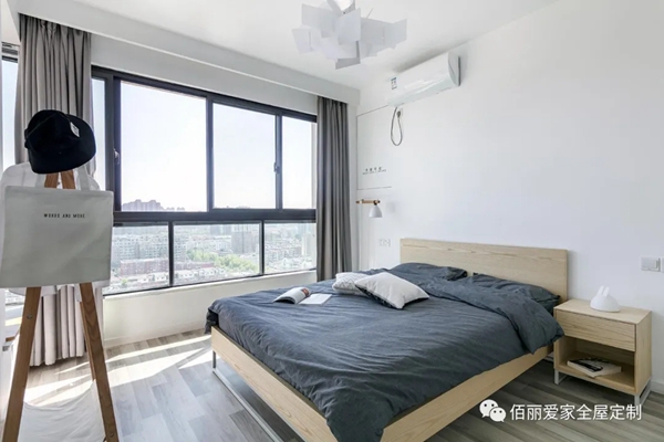 佰丽爱家全屋定制|93㎡北欧风3居室，书房和厨房的玻璃隔断