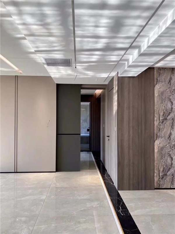 品桥T型木门丨家里为啥要安护墙板 品桥T型木门丨家里为啥要安护墙板
