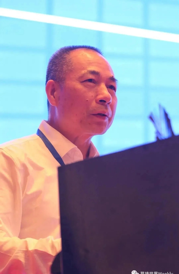 安泰建筑胶|解题“双碳”，邹珍凡总经理出席幕墙领军企业家峰会分享集泰经验