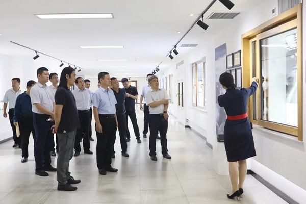 科饶恩被动窗：河南省科技厅副厅长陈志强一行莅临参观调研