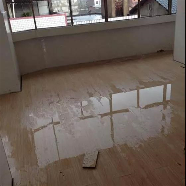 萨洛凯门窗丨你家的门窗抗的住暴风雨的洗礼吗