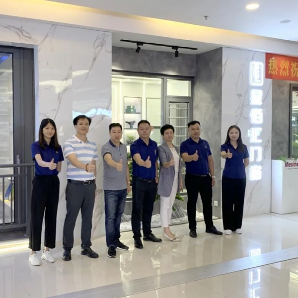 走市场，促发展丨星佰汇门窗董事长莅临江门专卖店参观指导