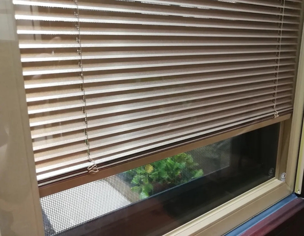 红橡树门窗：不惧夏季高温，门窗就选断桥铝的
