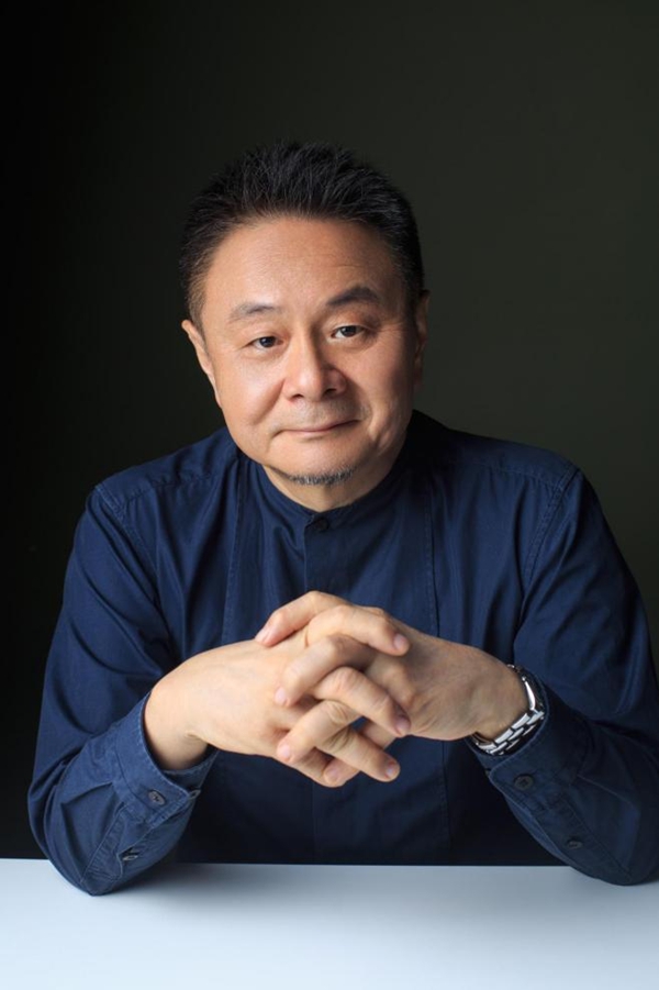 好设计慧生活，十大知名设计师为伊百丽轻奢定制打CALL
