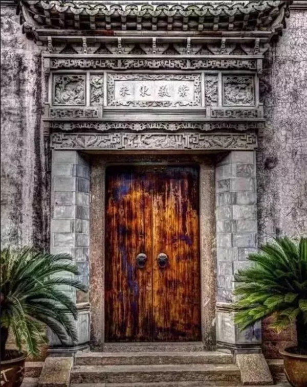 鲁班世家全屋定制|《鲁班经》凳不离三、门不离五、床不离七、桌不离九