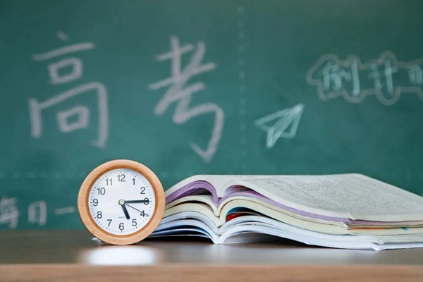 【卡米尔墙布】又是一年高考季，卡米尔软装一起为高考学子加油！