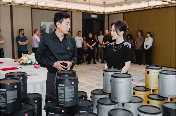 冠军品质|九球天后潘晓婷正式成为阿贝罗尼现代大师品牌形象大使！
