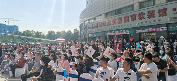 卡诺亚定制家居携手汤镇业
