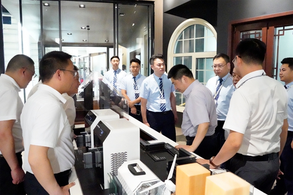 美萨门窗迎接门窗加盟物业合作方华美立家集团总裁张志良一行到访 美萨门窗迎接门窗加盟物业合作方华美立家集团总裁张志良一行到访
