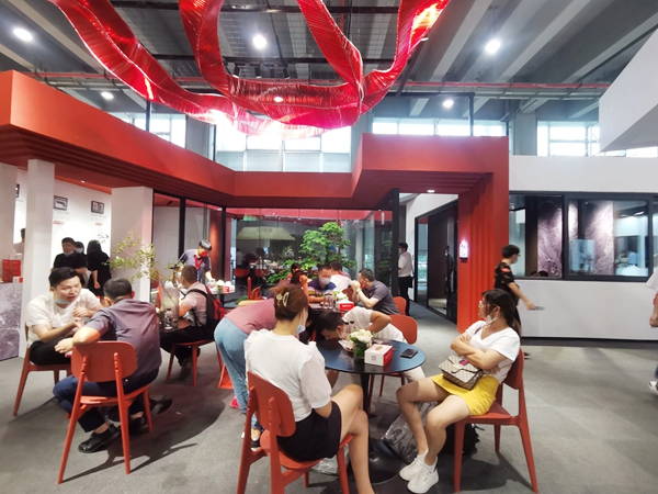 2021中国建博会(广州)|怡发门窗陈颖:调研和学习是渠道拓展的核心