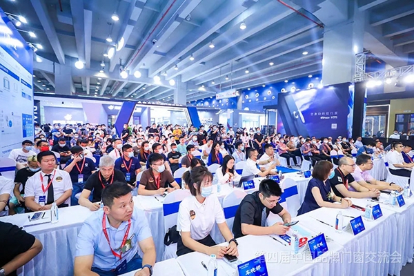 瓦瑟系统门窗获中国建博会(广州)“集创新力品牌”奖