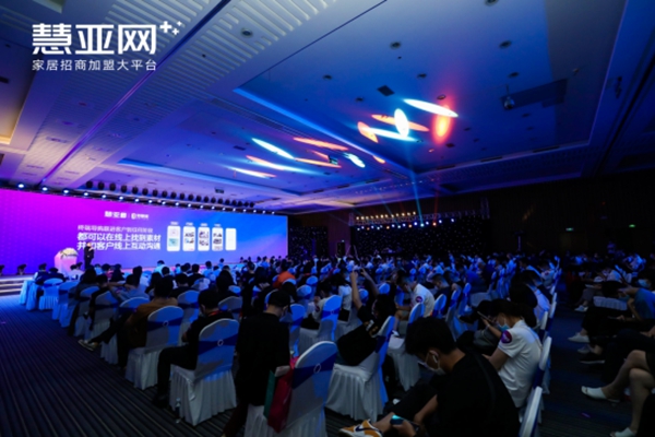 圣堡罗整体门窗斩获“2021门窗行业消费者喜爱十大品牌”荣誉