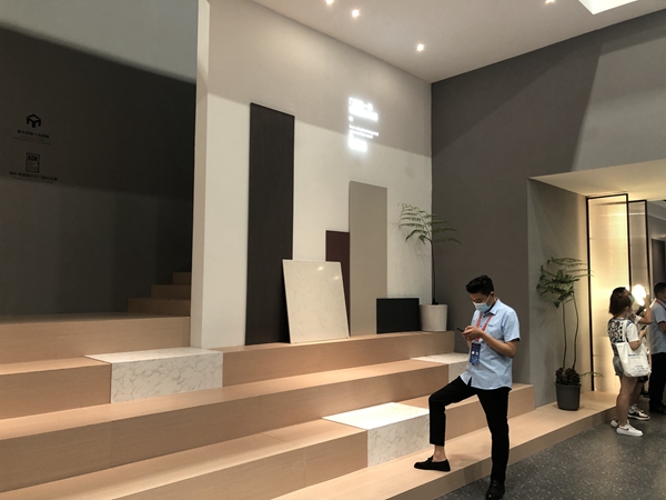 2021中国建博会（广州）丨尚品本色木门总经理孔鹏：以用户为中心，坚持创新