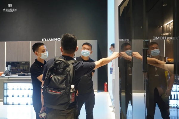 展会|伊恋全屋定制稳坐“流量”担当，下一个财富快车已到来？